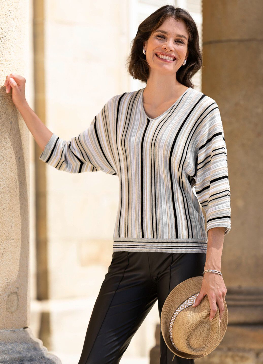 Pullover mit dezenten Glanzakzenten