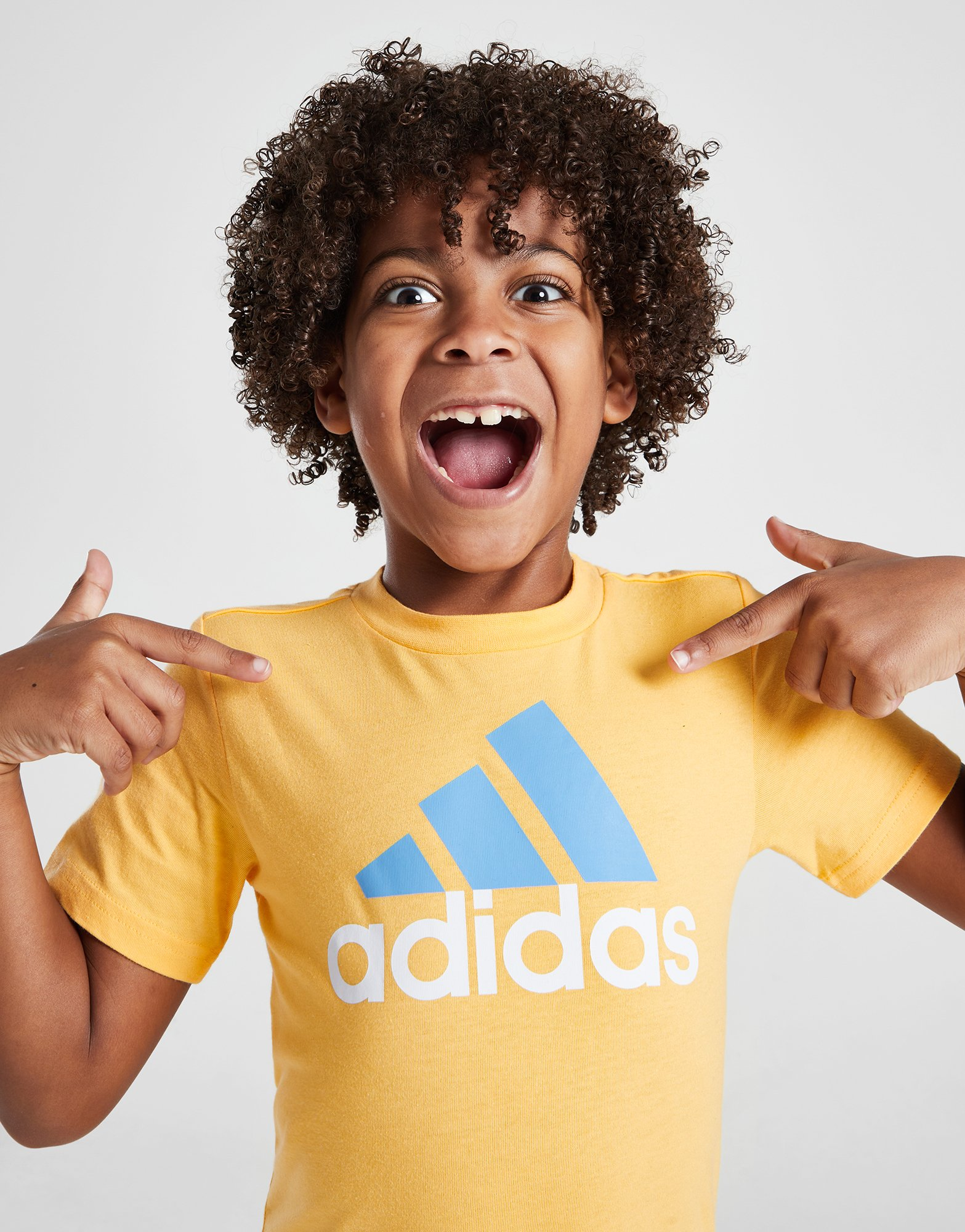 adidas Ensemble T-shirt/Short Badge of Sport Enfant