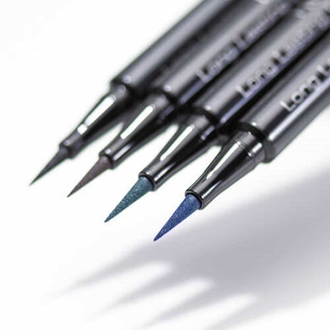 Long-Lasting Liquid Liner Intense