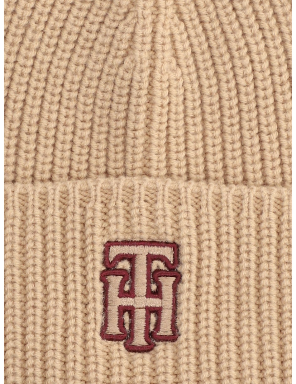 FEMININE PREP BEANIE