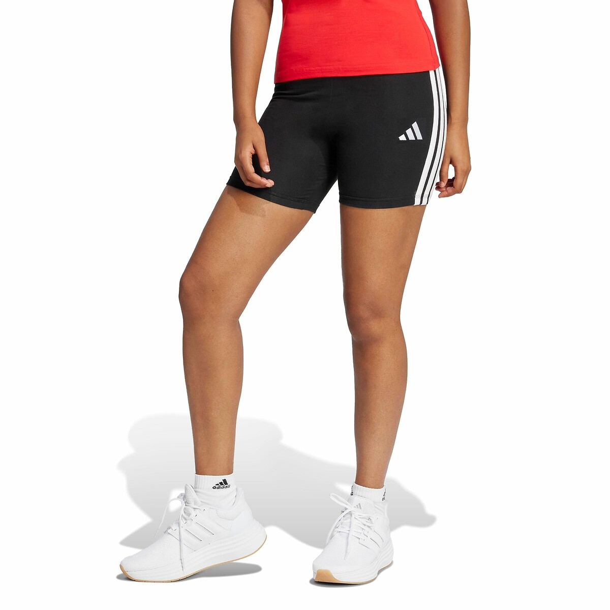 Roupas Esportivas Adidas<br>Calção Essencial com 3 Listras