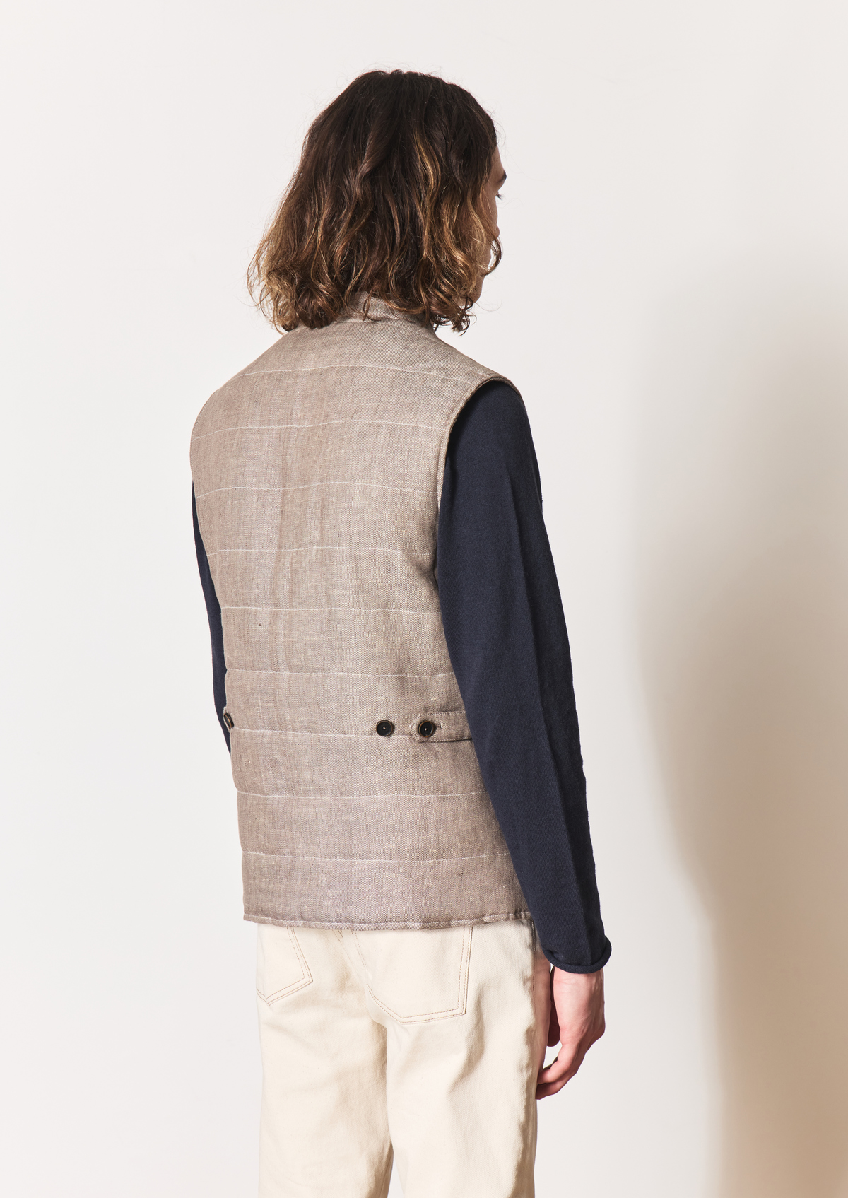 Doudoune light sans manches en lin uni beige foncé