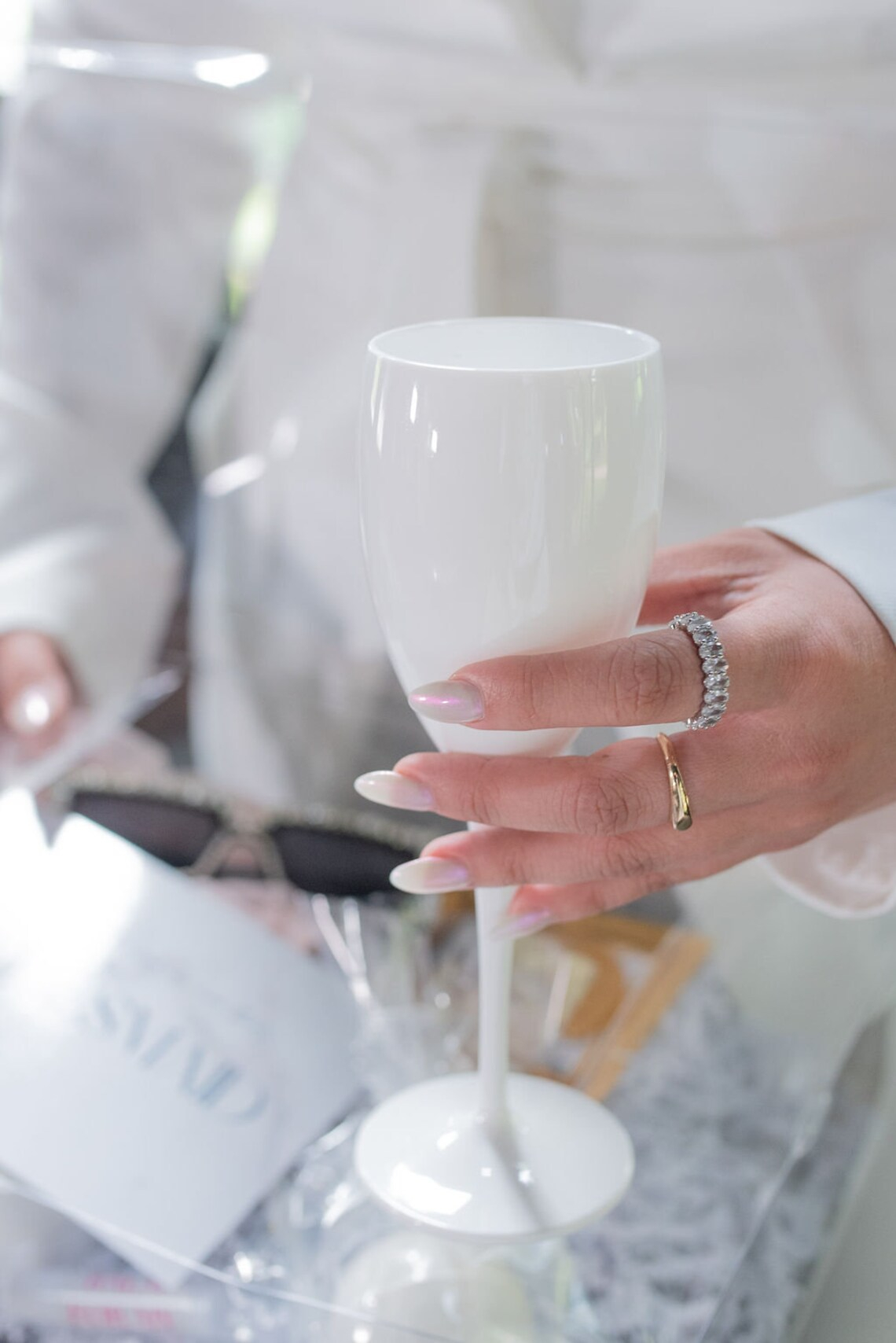 (12er Set) Mehrweg Sekt Trinkbecher Party Champagner Glas für Hochzeit / Junggesellinnenabschied / Geburtstag - Weiss