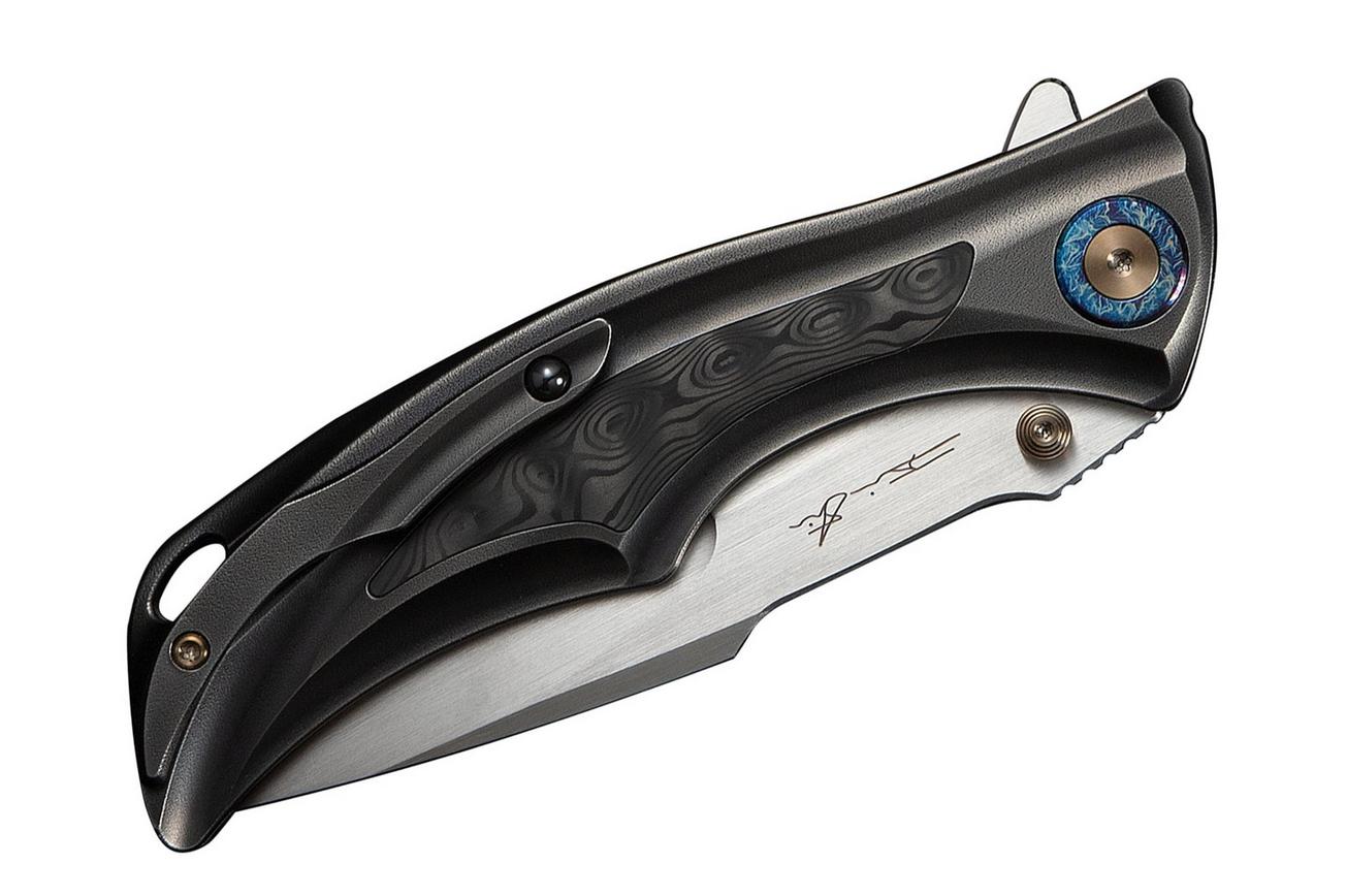 WE Knife Tighe Down WE24054-2 Hand Satin Böhler M390, Integral Polished Black Titanium Rose CF Inlay, zakmes, Brian Tighe design