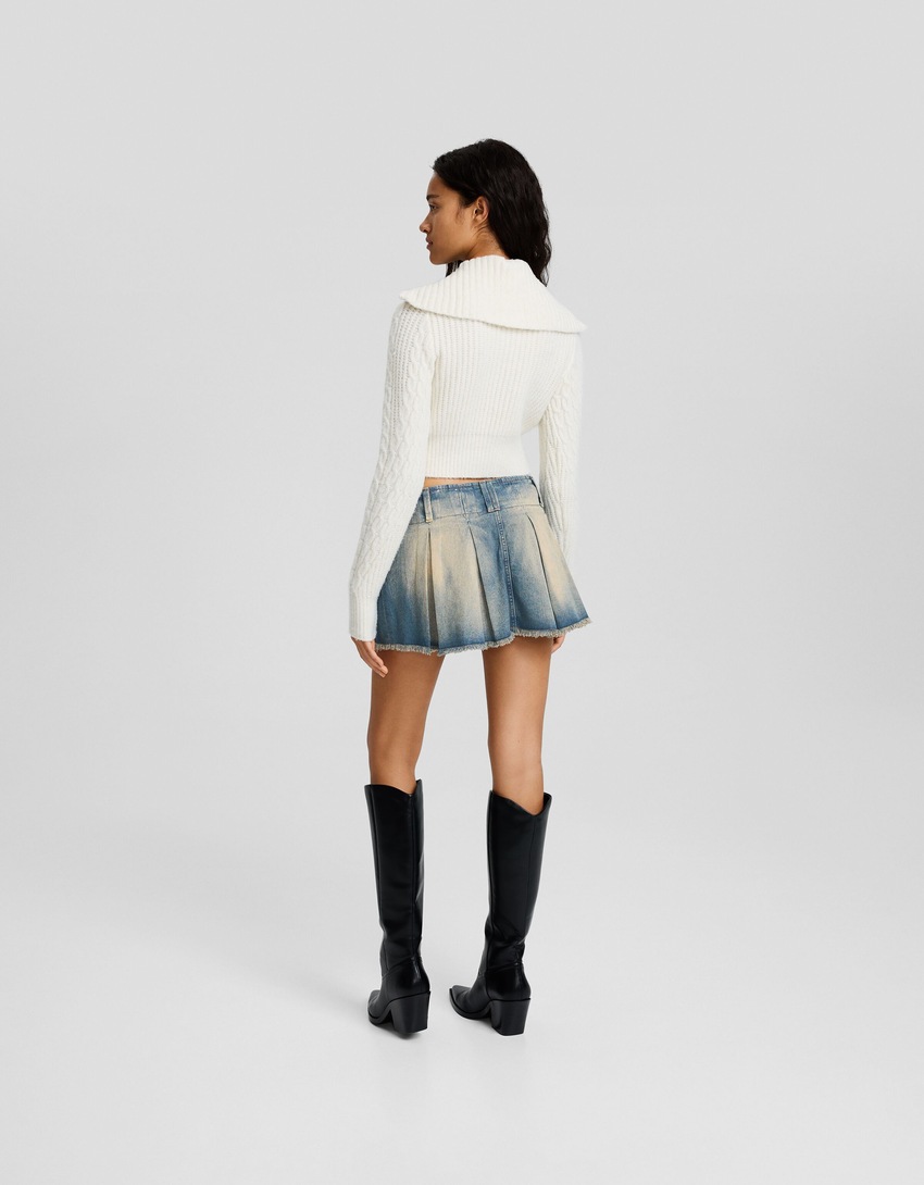 saias-calça plissadas em denim desbotado