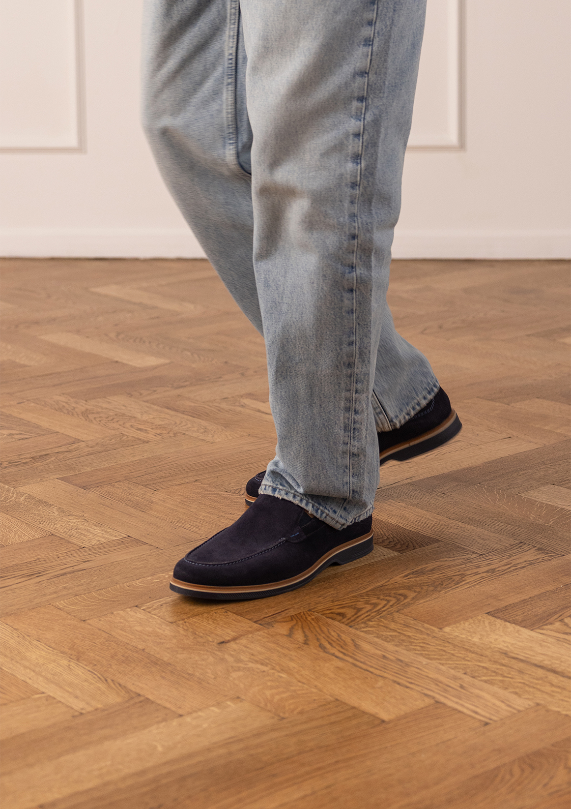 Donkerblauwe suède loafers