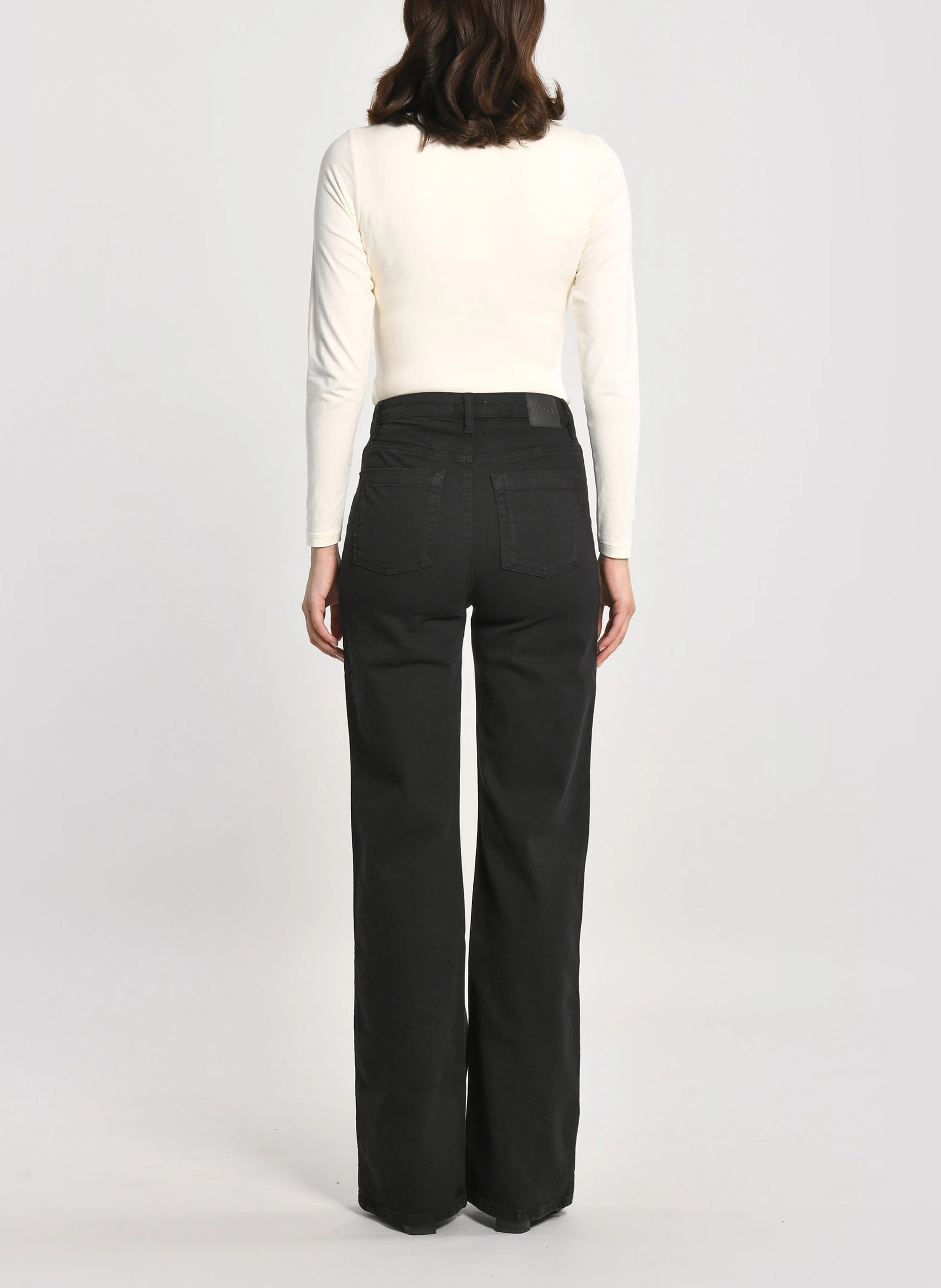 THADEE - Pantalon flare à fermeture boutonnée en coton mélangé | Noir
