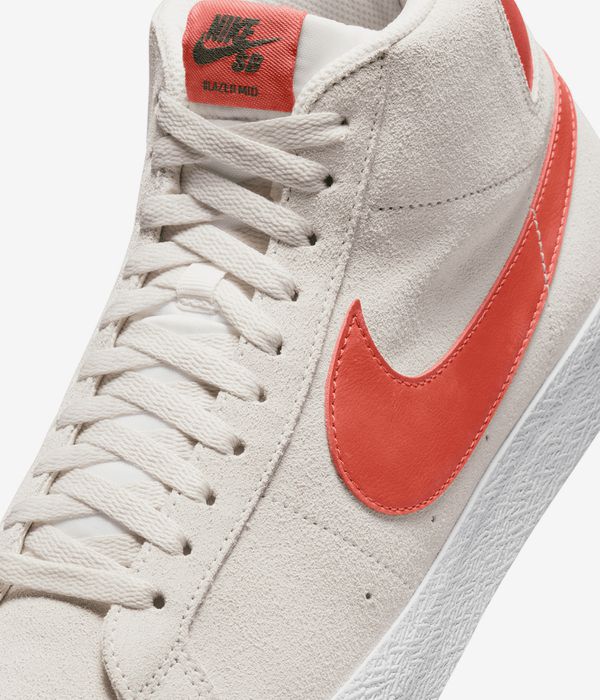 Nike SB Zoom Blazer Mid Schuh (phantom cosmic clay)