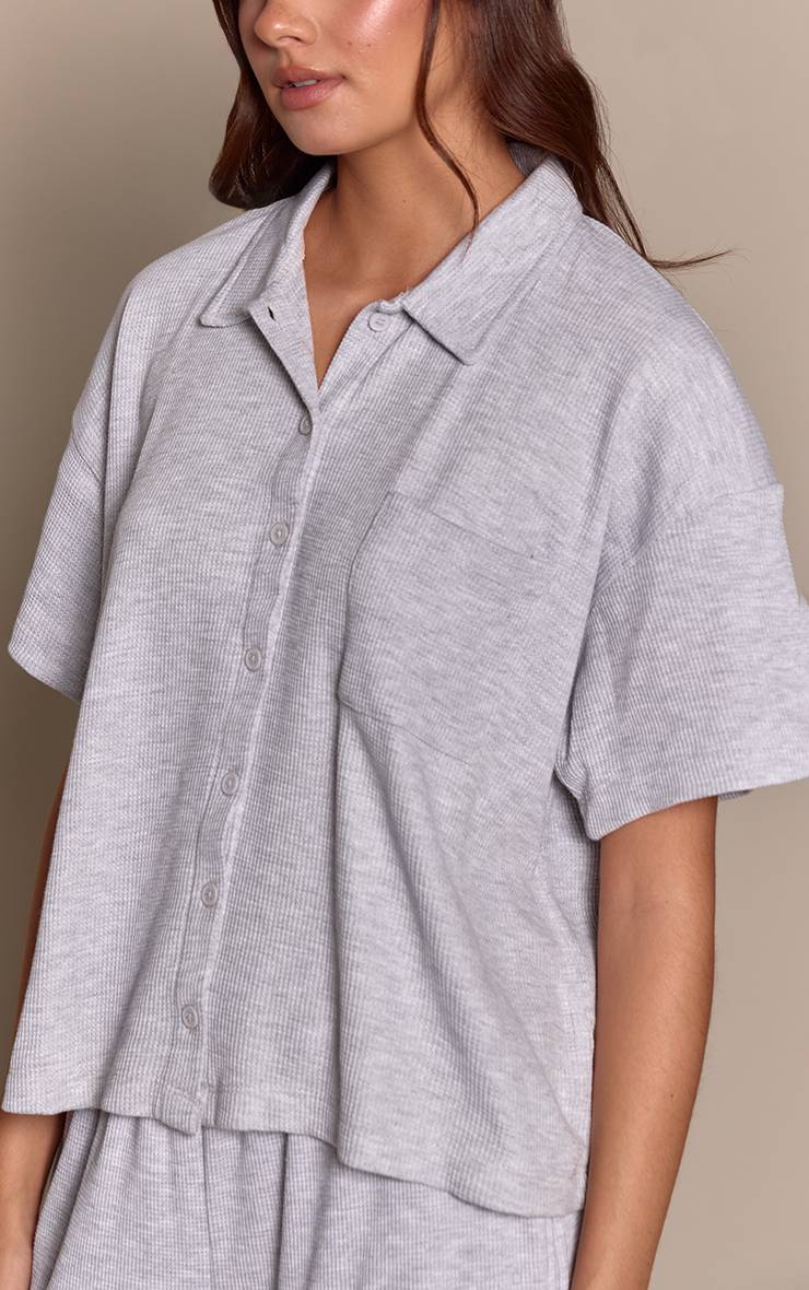 Gris Cendré Chemise De Pyjama Gaufrée À Manches Courtes Avec Boutonnage