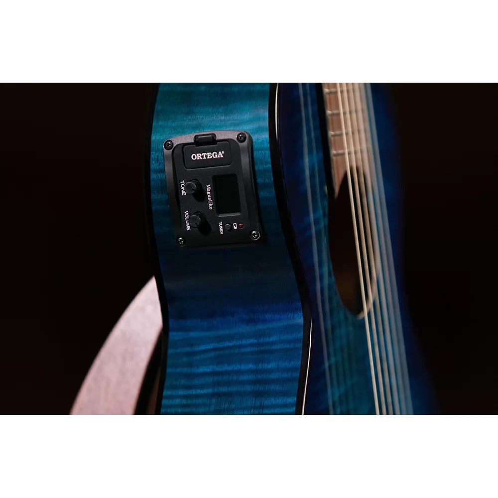 Ortega Mini/Travel Series RGLE18BLF Faded Blue elektrisch-akoestische guitalele met gigbag