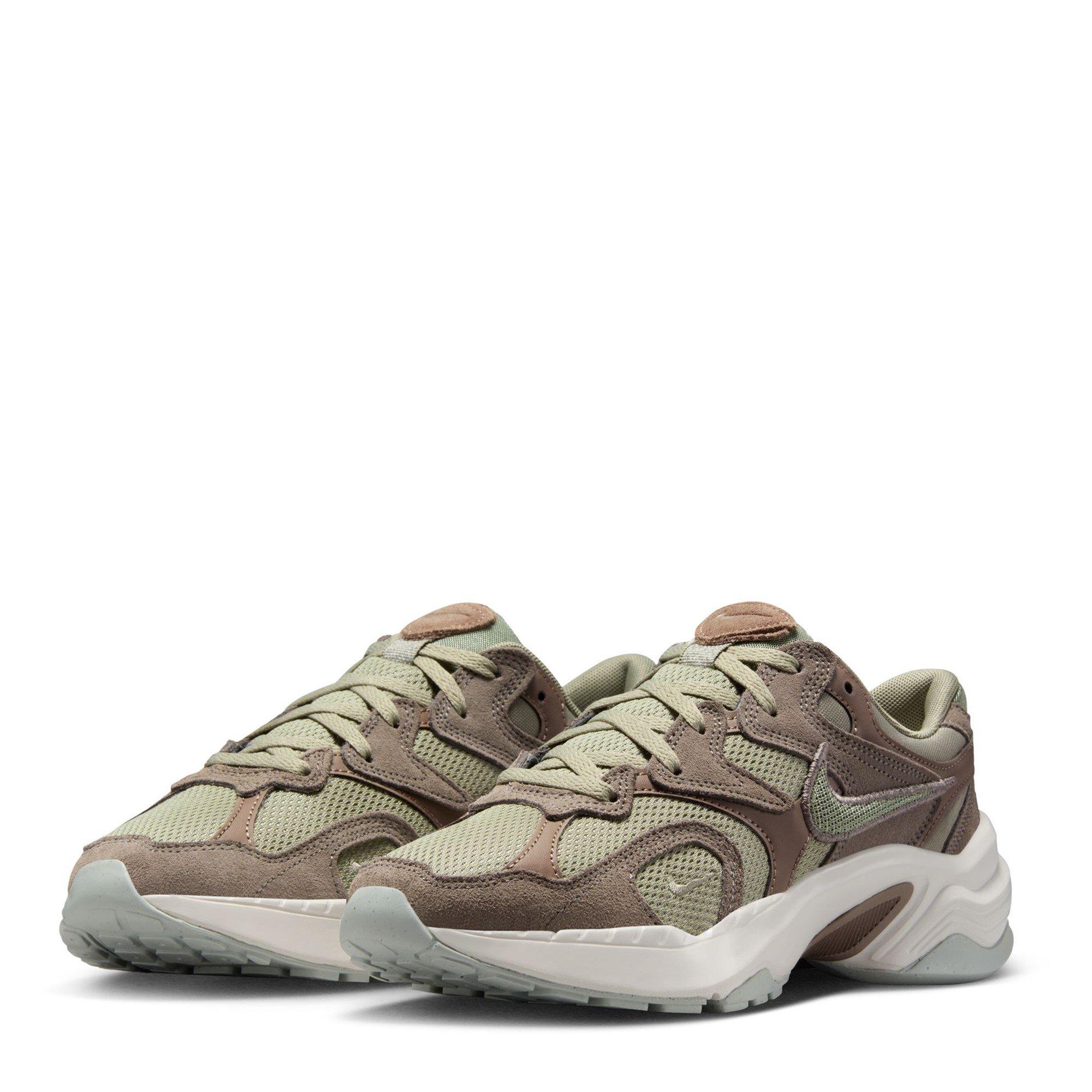 Nike AL8