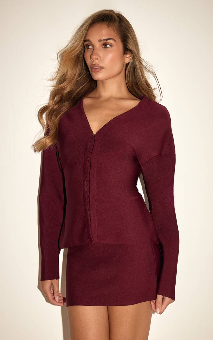 Rouge Bordeaux Ensemble Coordonné Cardigan Ajusté En Maille Avec Fermeture À Crochets
