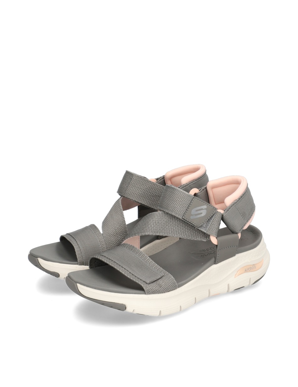ARCH FIT POP RETRO