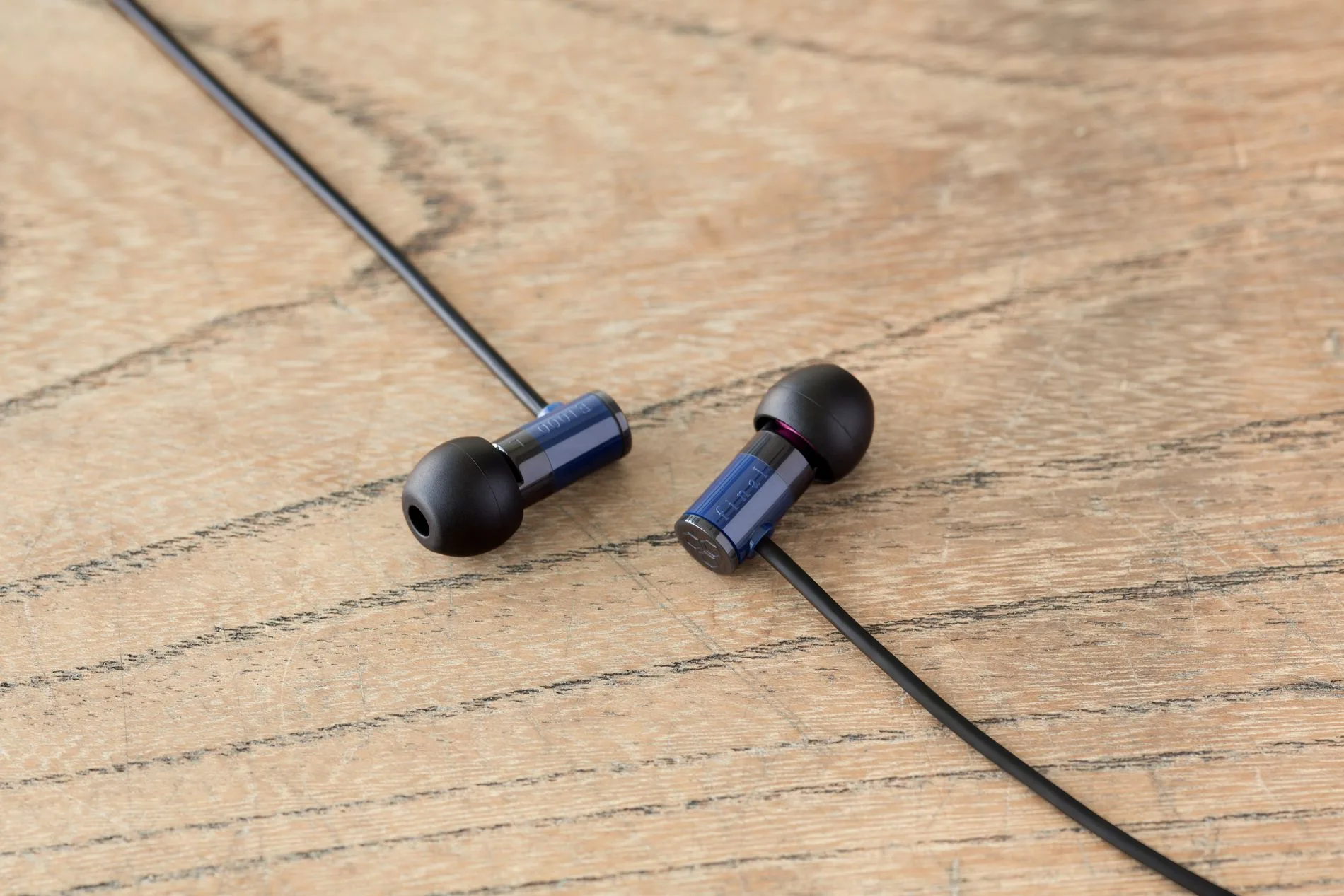Final E1000 Bleu Écouteurs intra-auriculaires