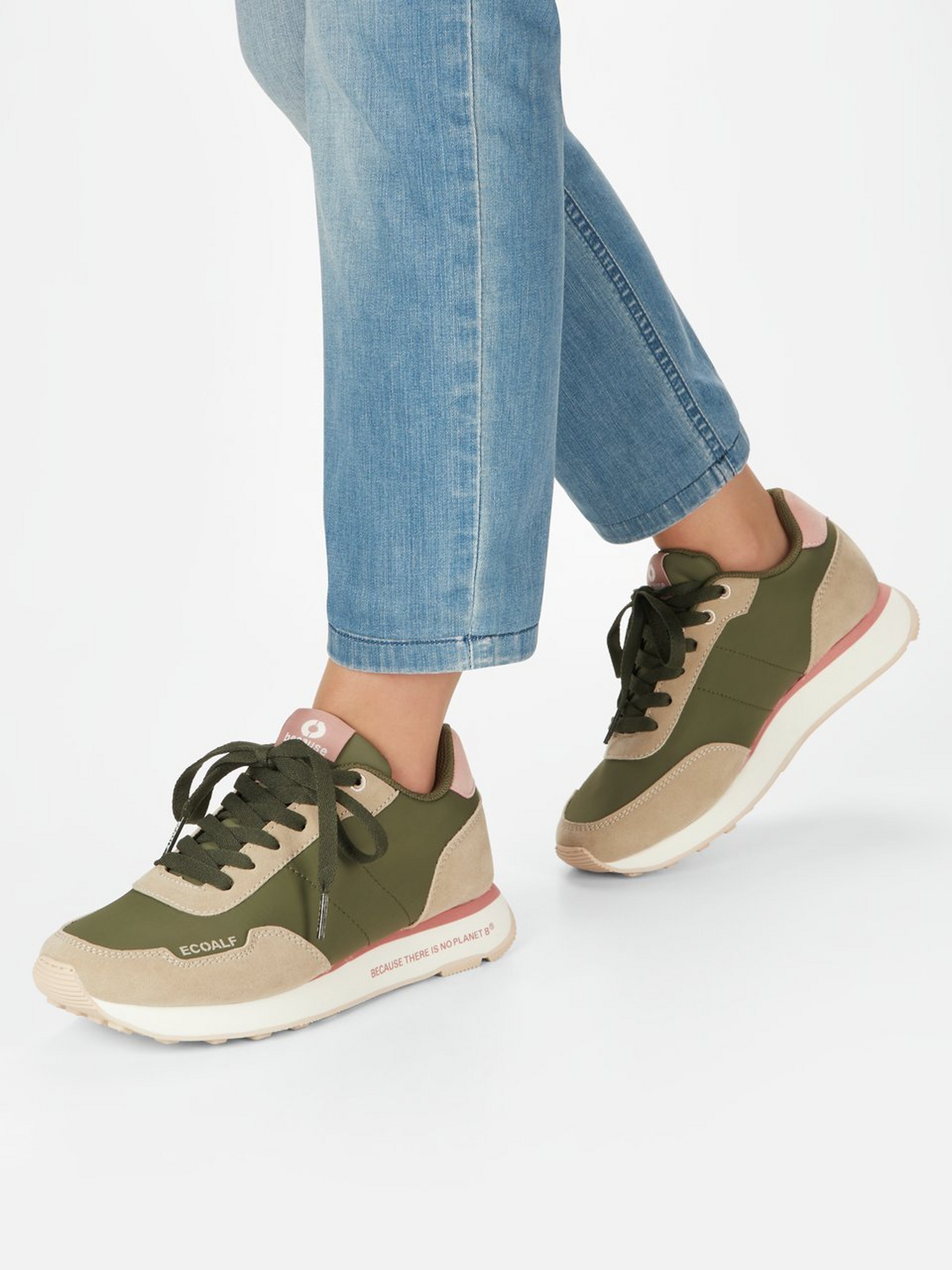 Sneaker