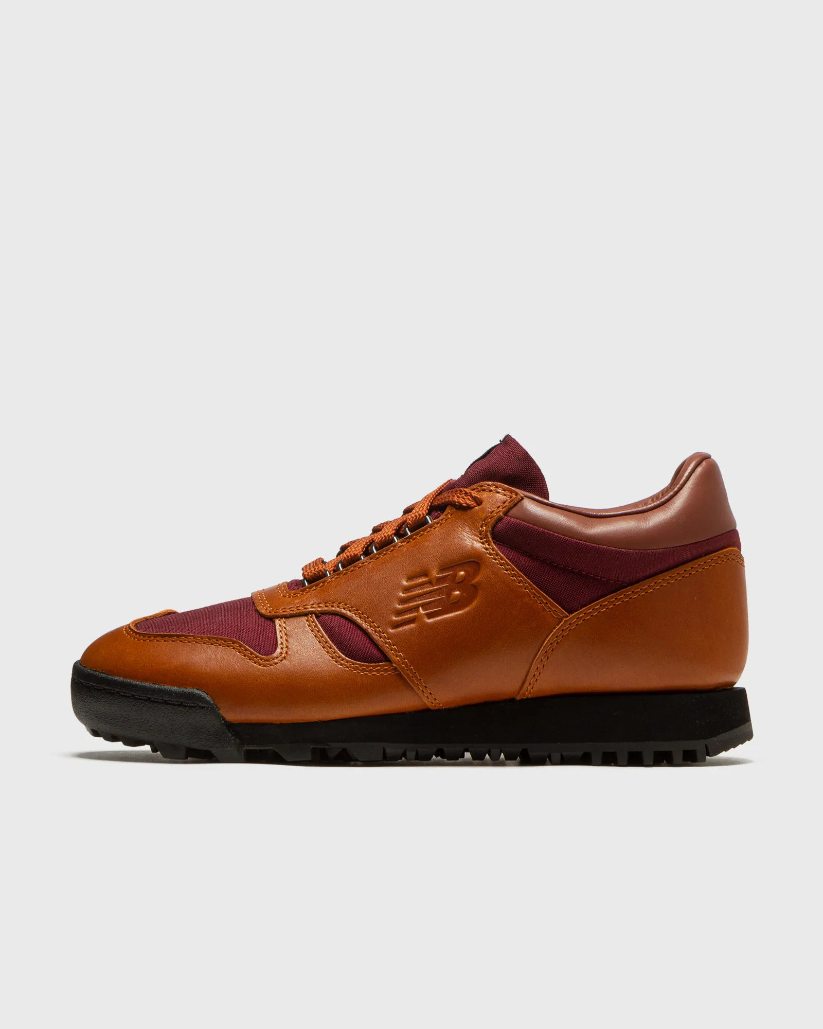 New Balance RAINIER LOW