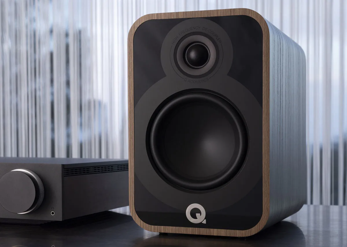Q Acoustics 5010 Bois de rose (la paire) Enceintes bibliothèque