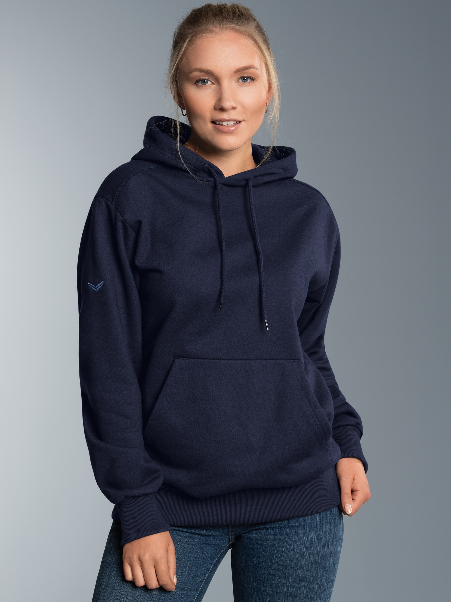Hoodie aus SweatqualitätNavy