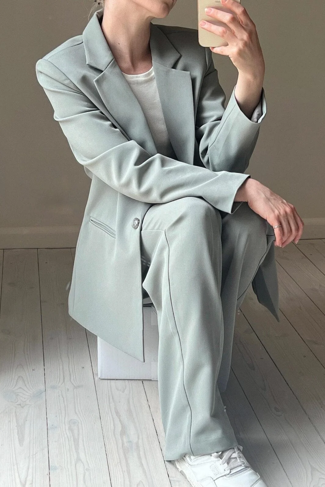 Neo Noir Cassie Suit Pants smoke green