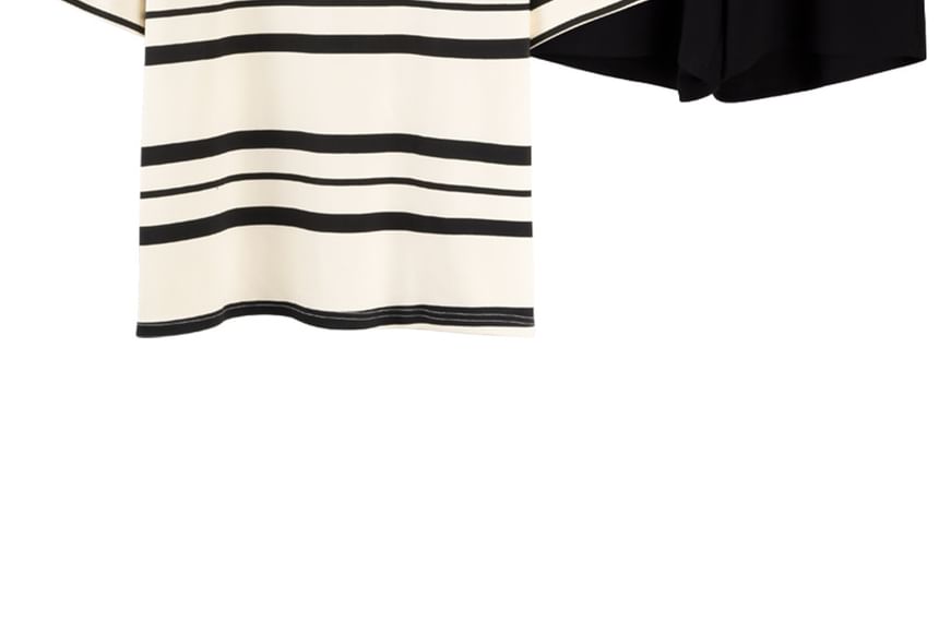 Jeony - Pyjamaset: gestreept T-shirt met korte mouwen + effen shorts