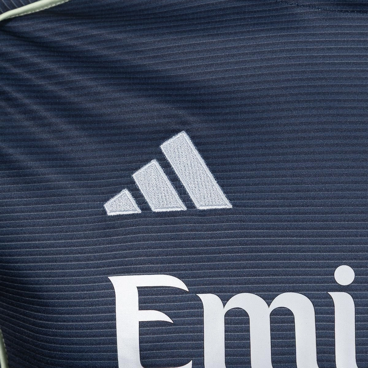 Camisola adidas Real Madrid Segundo Equipamento 2025-2026 Criança Arda Güler + Emblema