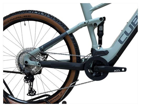 Produit reconditionné . Cube Stereo Hybrid 120 Pro 625 SHIMANO 2022 . VTT électrique . Cube . très bon état