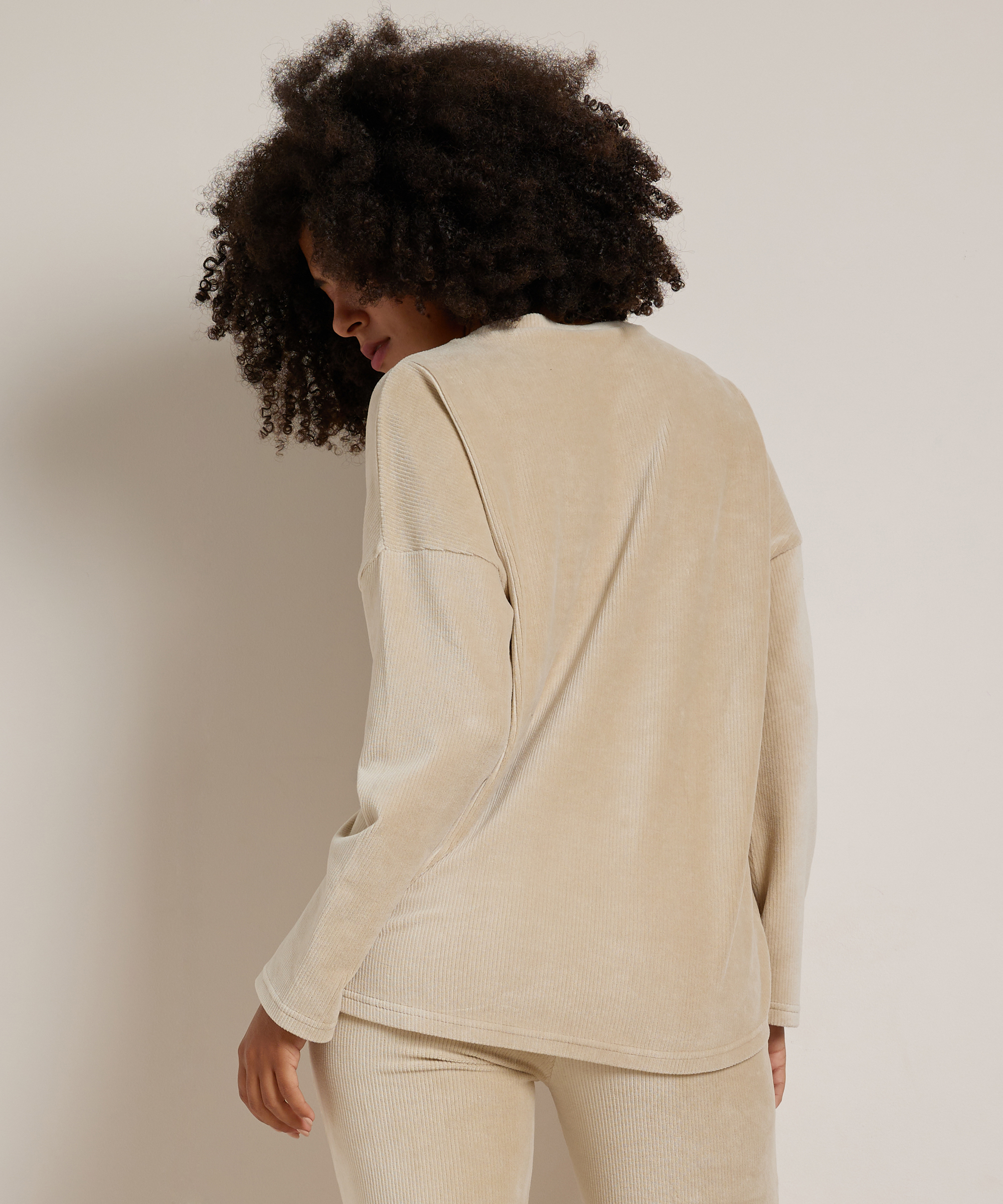 rib velvet top met ketting
