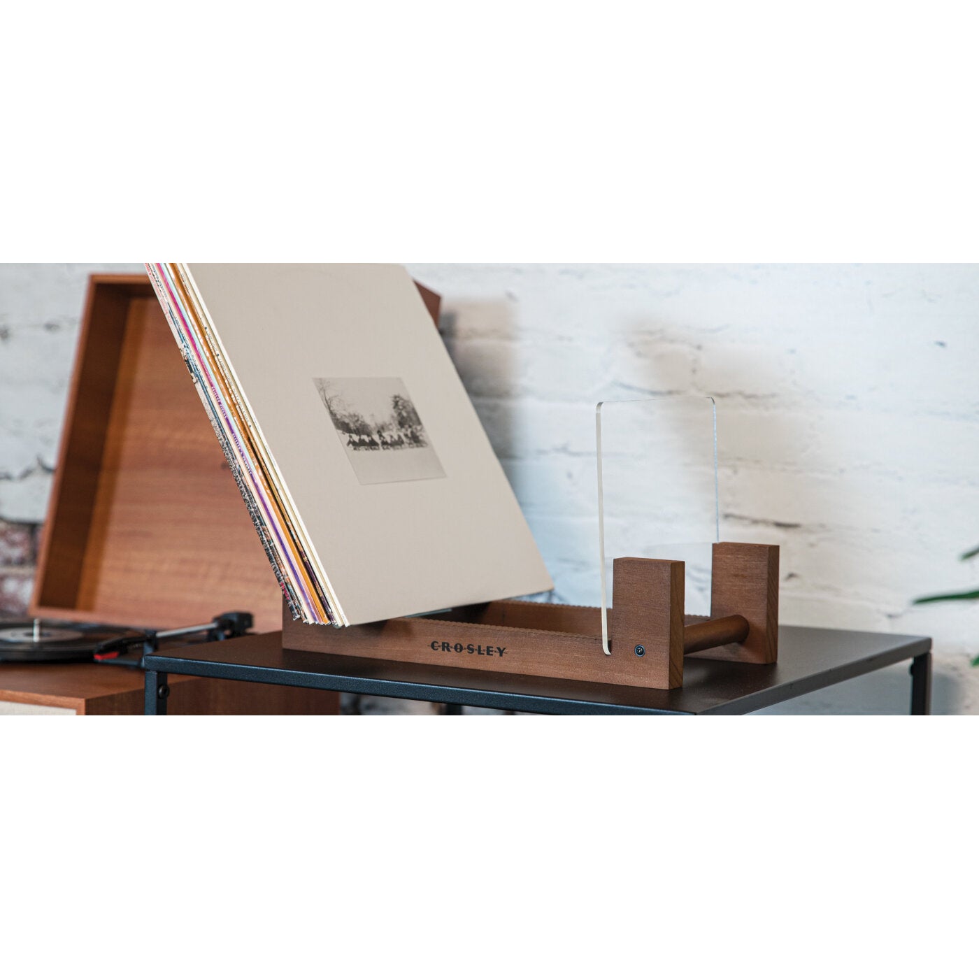 Crosley Record Display houten standaard voor LP's (20 - 30 albums)