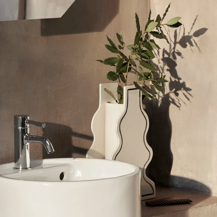 Ferm Living - Paste Vase Curvy, off-white