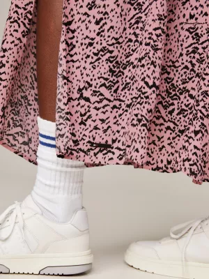Vestido longo com estampa animal e mangas bufantes