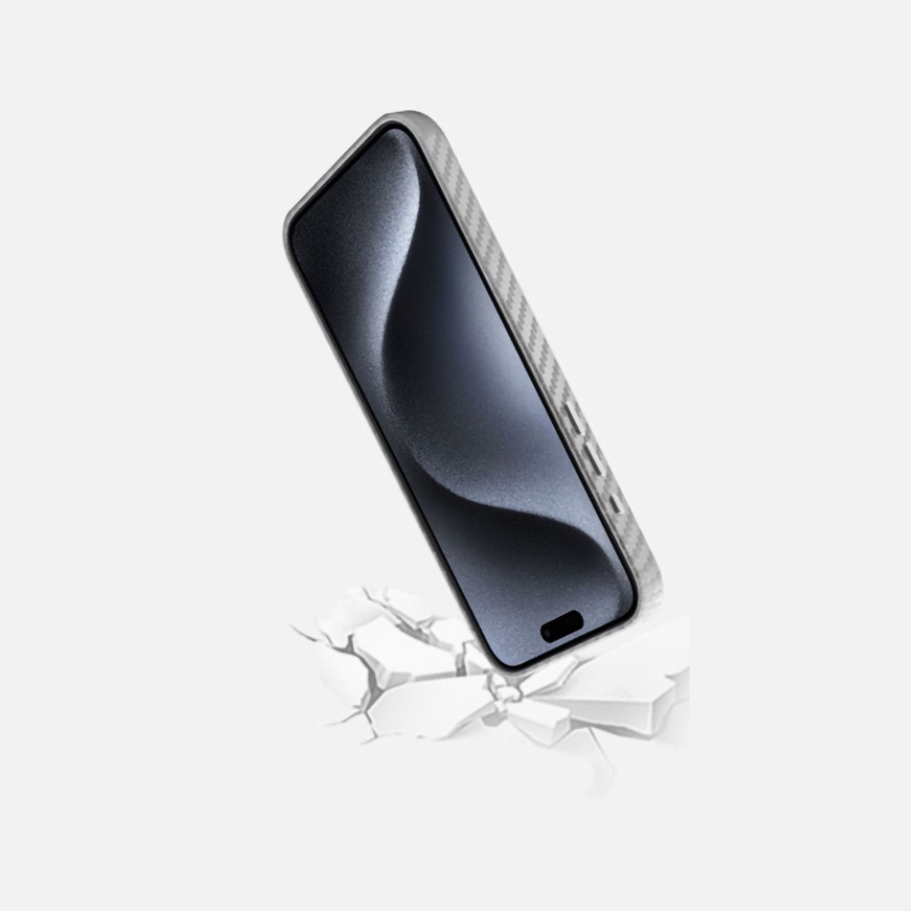 iPhone 15 Pro Max MagSafe Hardcase Hülle im Carbon Look - Silber