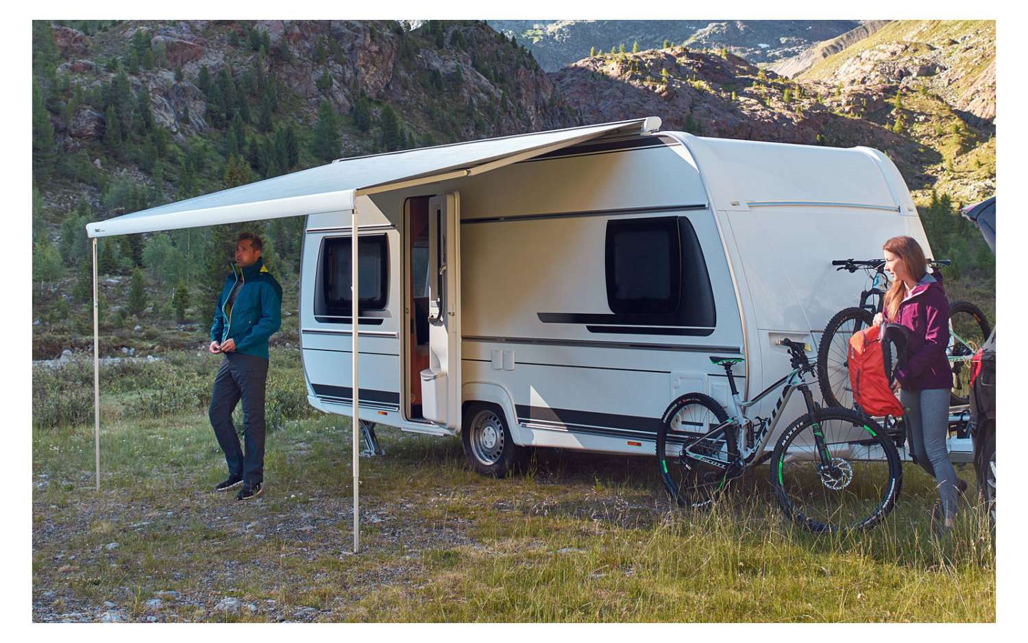 Thule Omnistor 6300 Pack Dachmarkise mit Montagesatz für Ducato / Jumper / Boxer Eloxiert