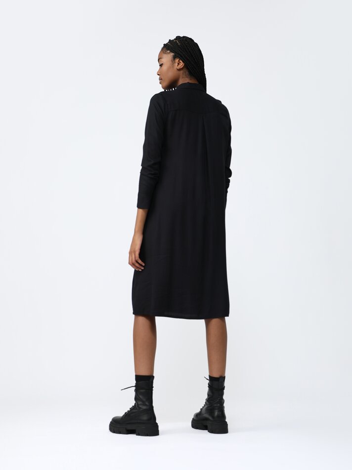 Vestido longo estampado estilo camisa - Preto
