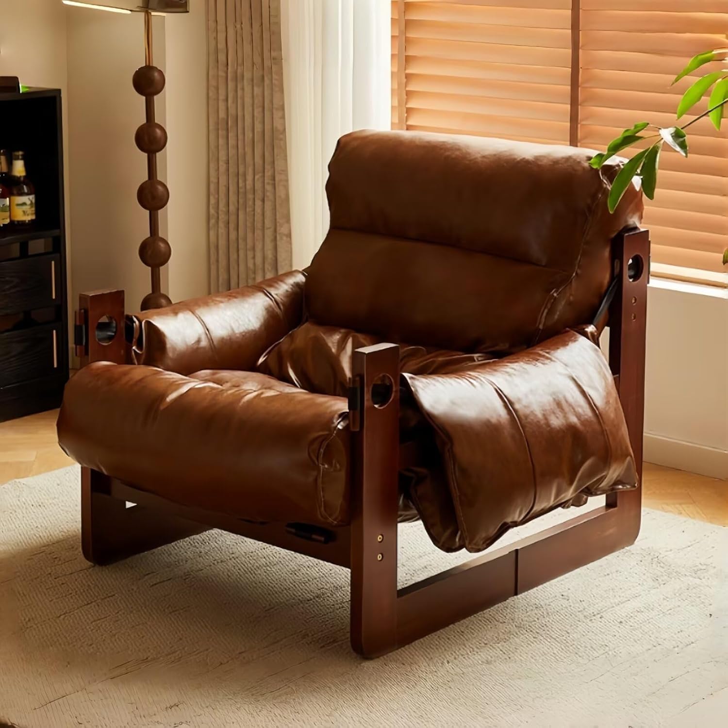 Loun Stuhl aus Leder, gemütlicher gepolsterter Akzentsessel mit stabilem Holz, ideal für Wohnzimmer, Schlafzimmer, Balkon, Heimbüro, Braun
