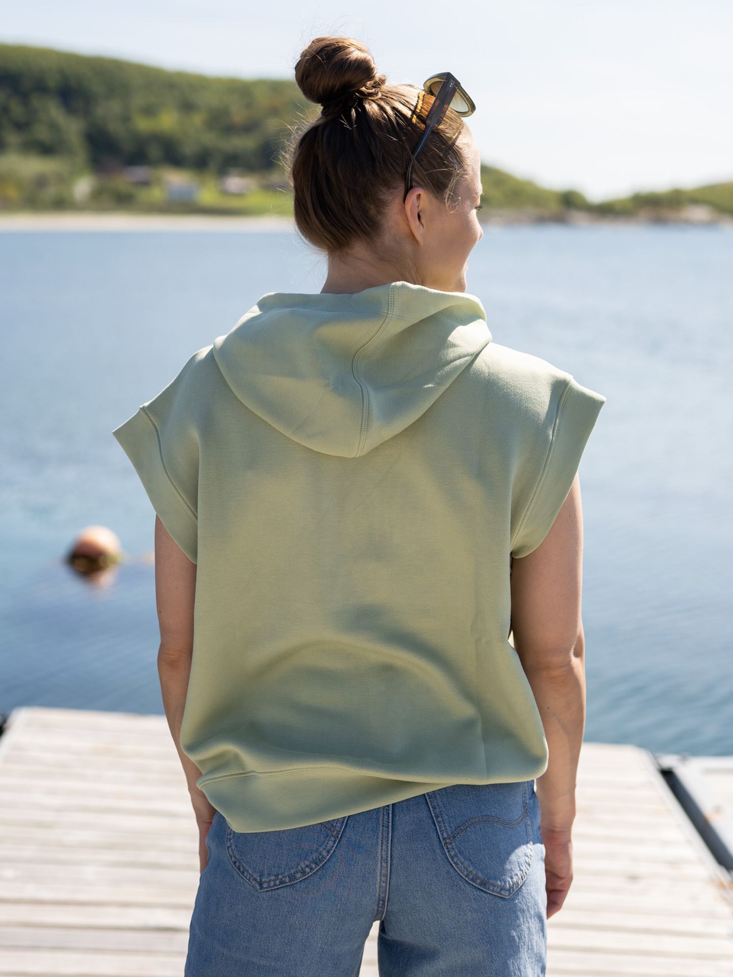 Ima Sleeveless Hood Sweatshirt
