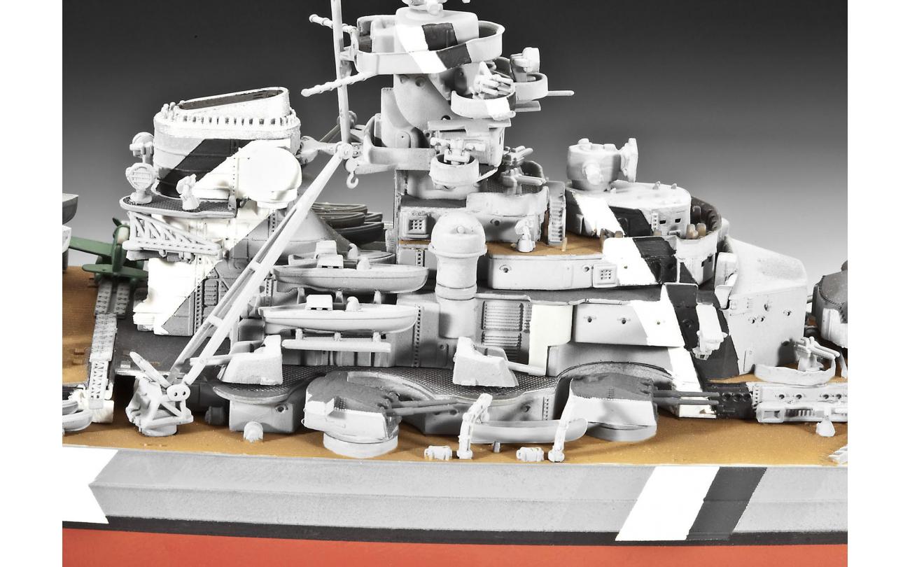 1/700 Bismarck