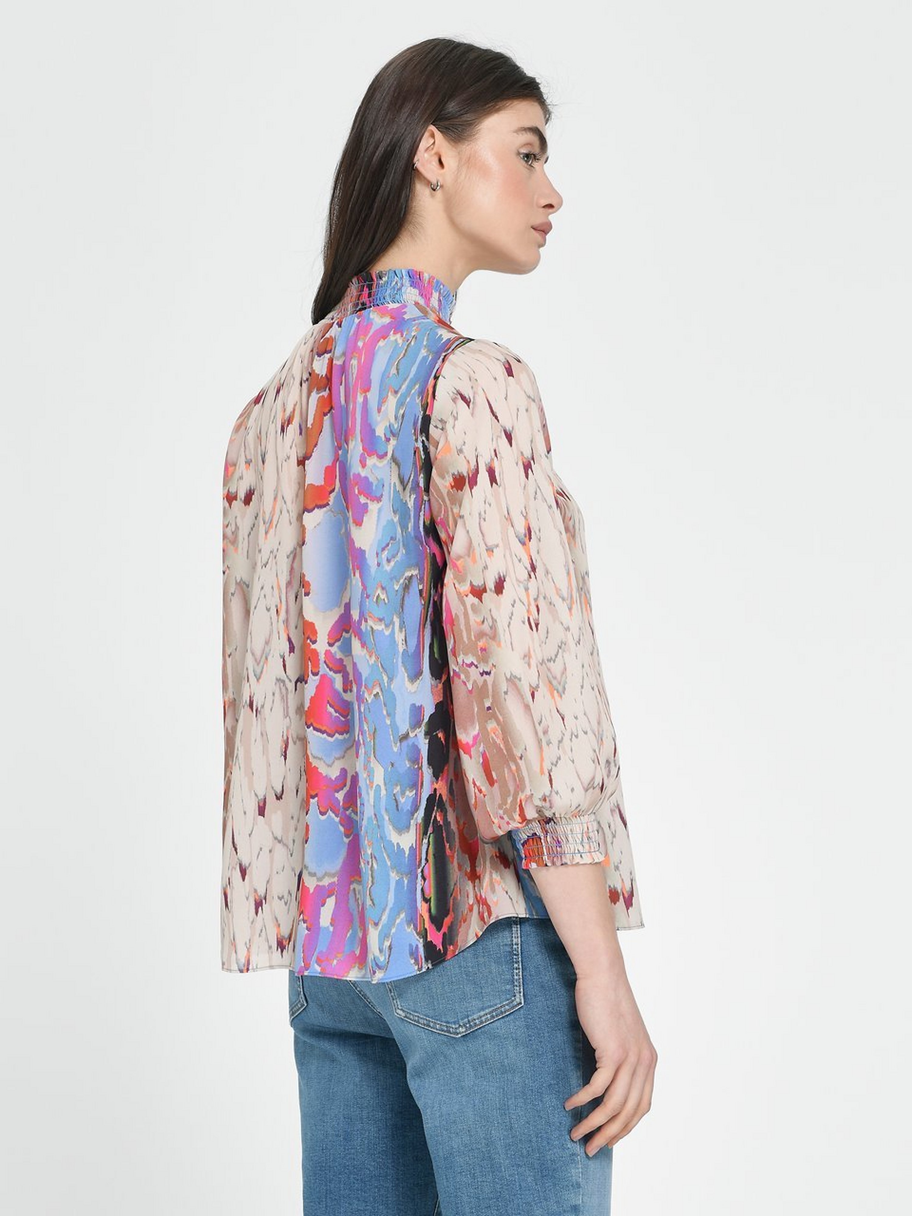 Bluse mit Stehkragen