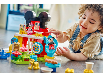 LEGO Mickey Mouse clubhuis met Minnie en Pluto (10465)