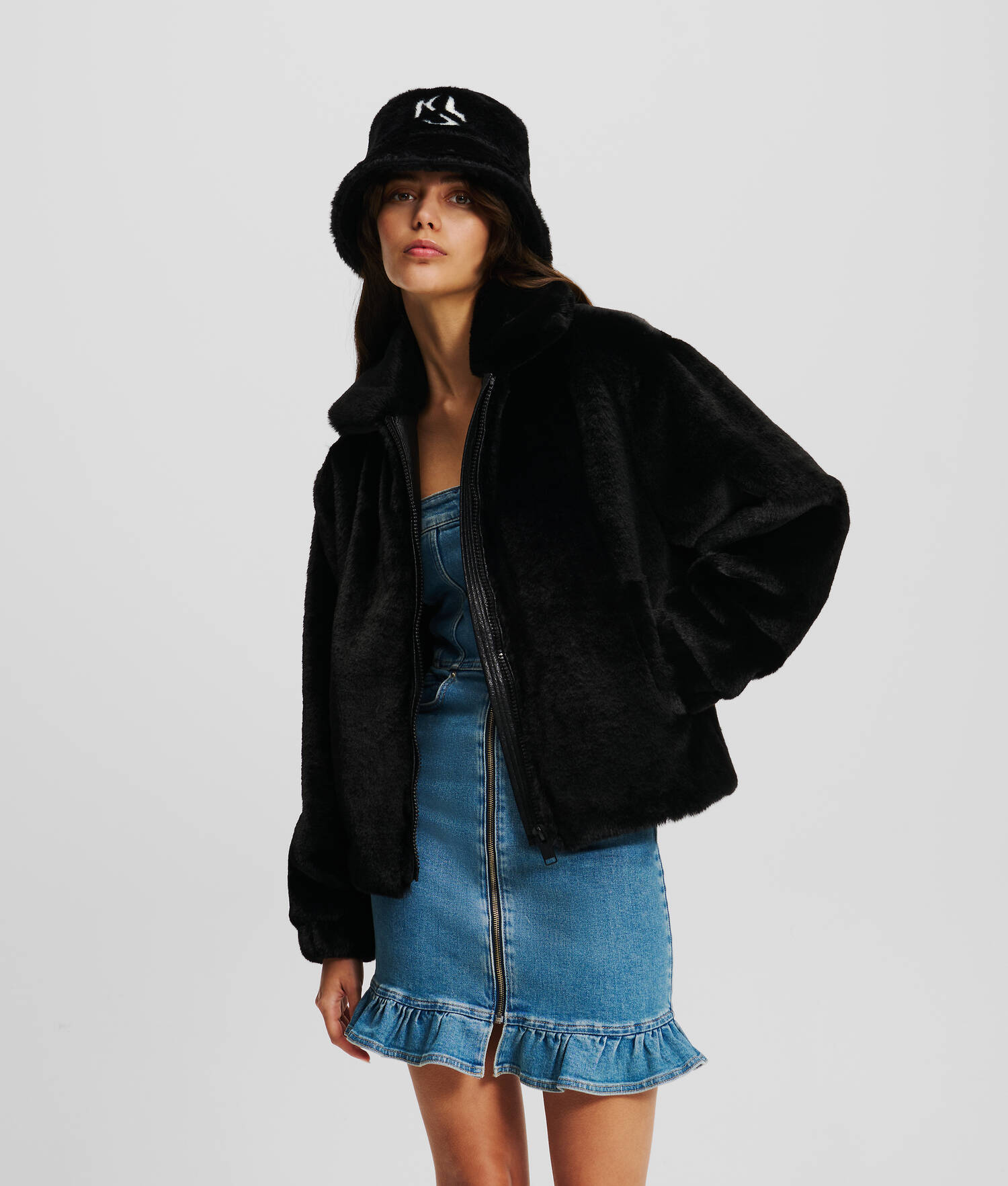 VESTE EN SIMILI-CUIR KLJ
