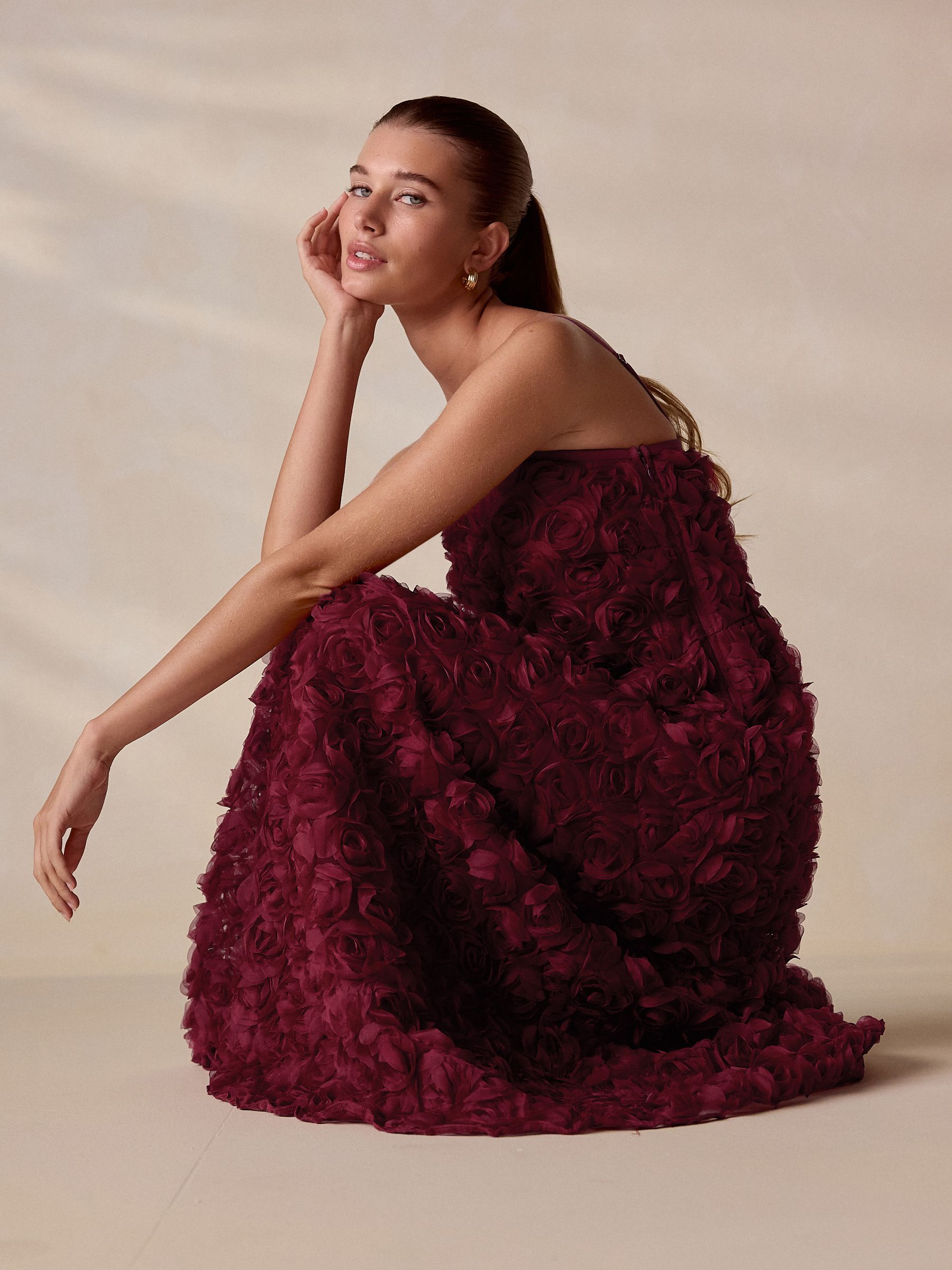 Bordeauxrood - Occasion 3D Floral Bandeau Maxi Dress with Detachable Straps