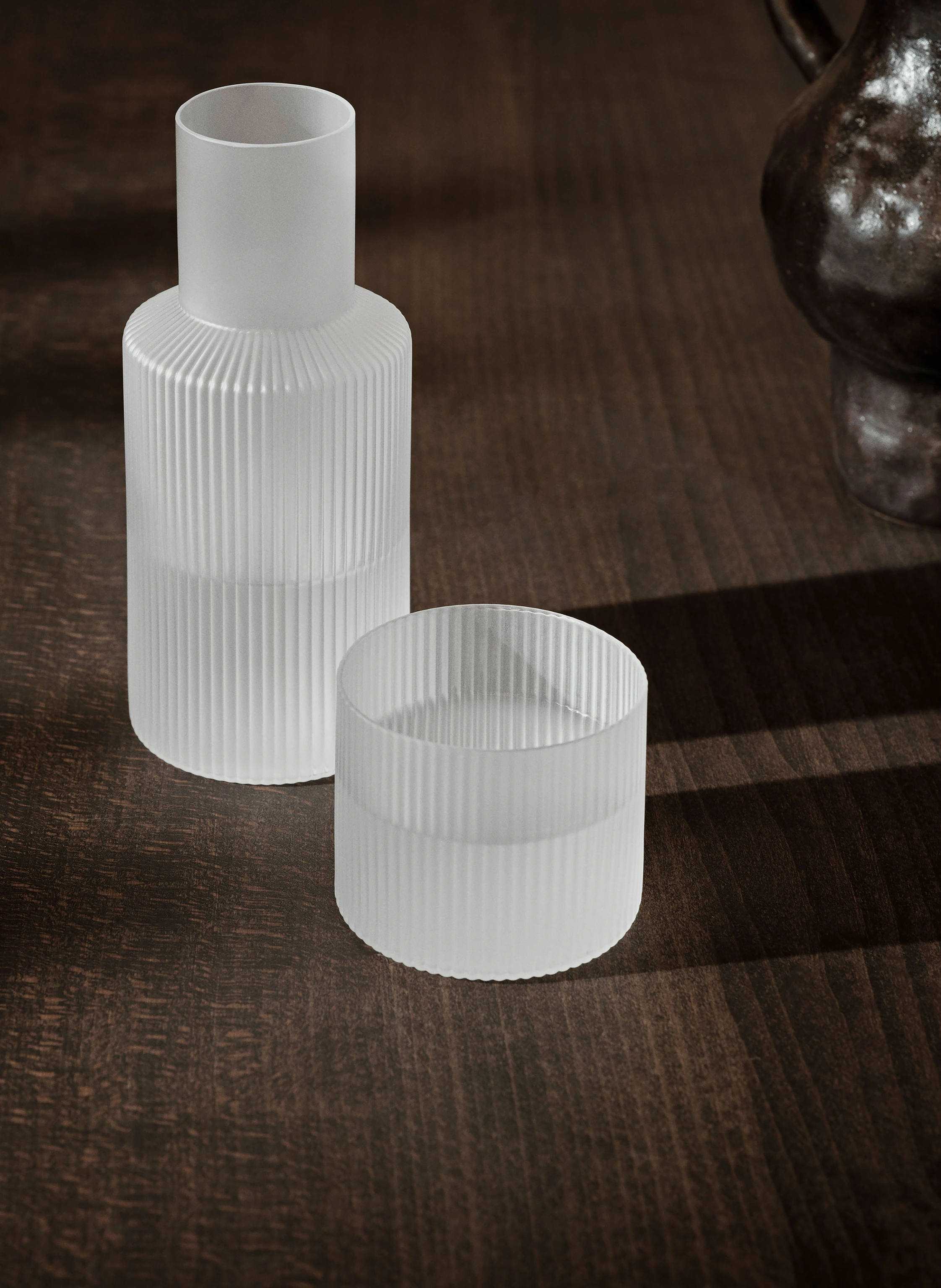 Ferm LIVING Set RIPPLE SMALL: Karaffe und Glas