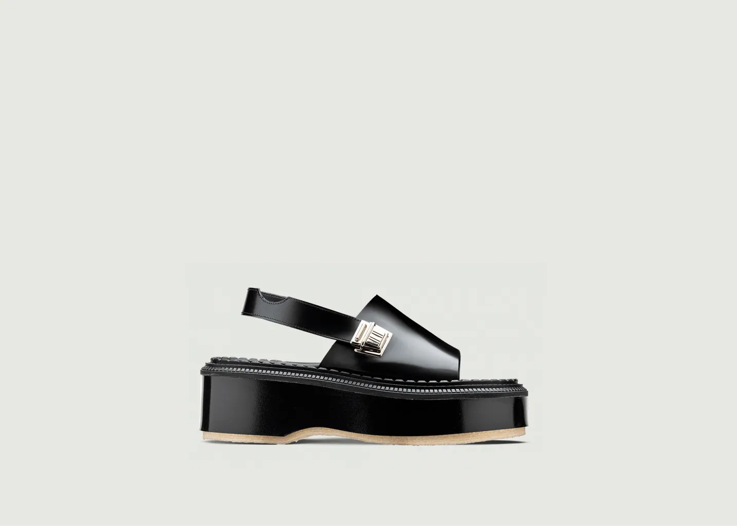 Sandale Type 200, Adieu
