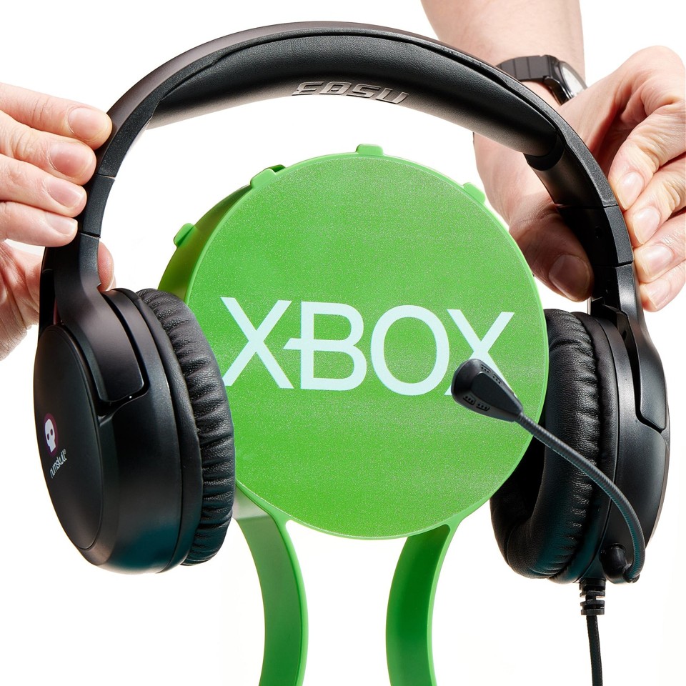 NUMSKULLXBOX GAMING LOCKER