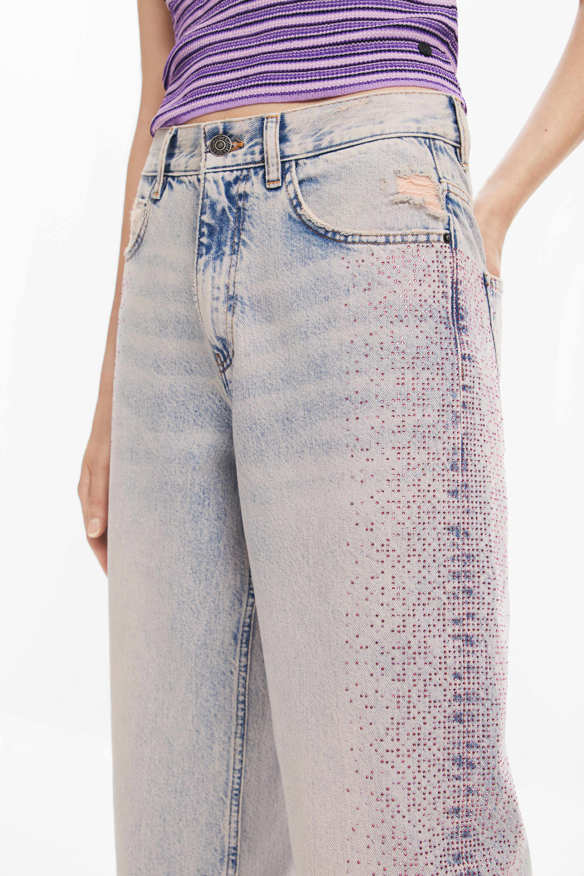 Calça jeans reta brilhante