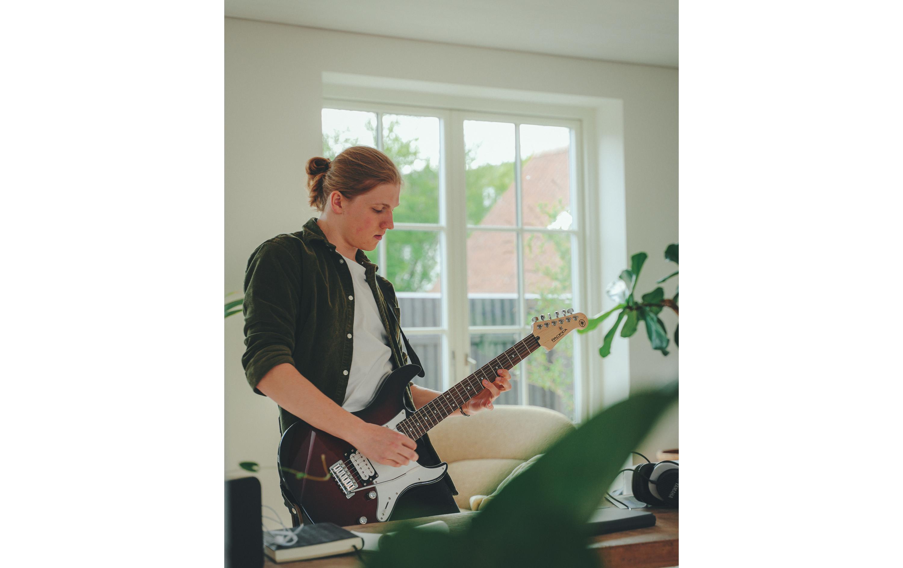 E-Gitarre PACIFICA 112 V – Schwarz<br>E-Gitarre für Anfänger