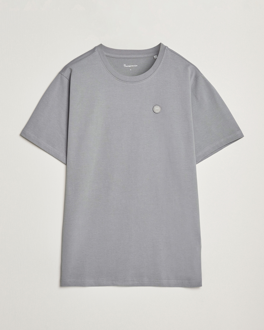 KnowledgeCotton Apparel Loake Badge T-Shirt Grey