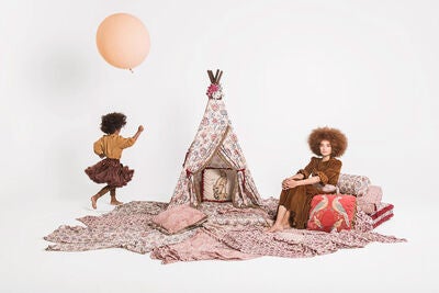 DockATot Tipi-telt, Theodosia