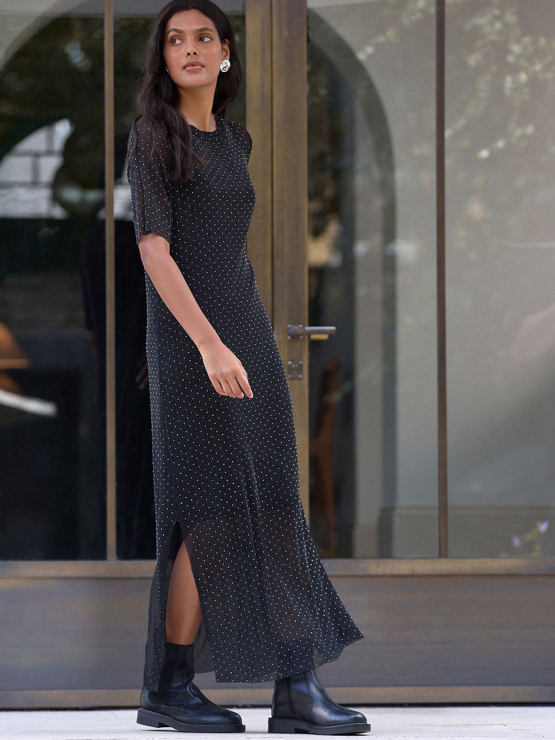 Zwart - Sparkle Hotfix Midi Dress