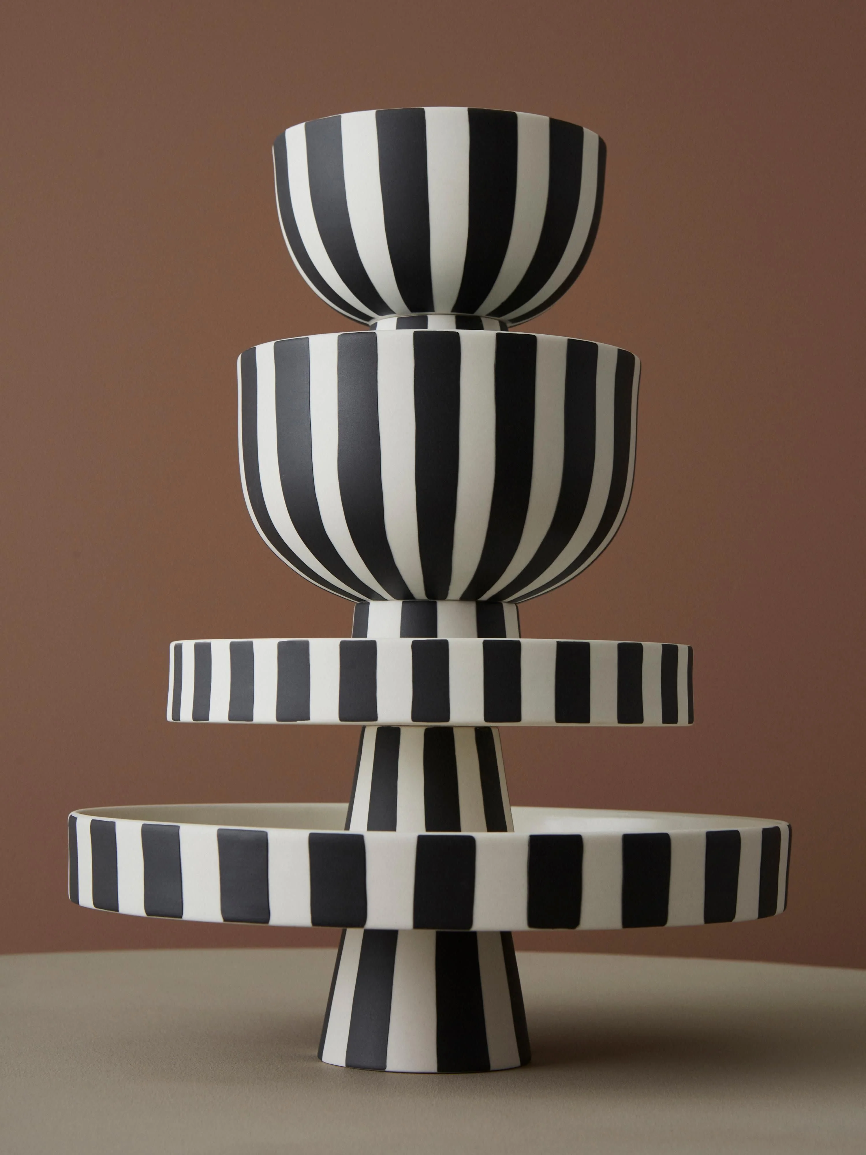 Handgemaakte decoratieve schaal Toppu, H 13 cm