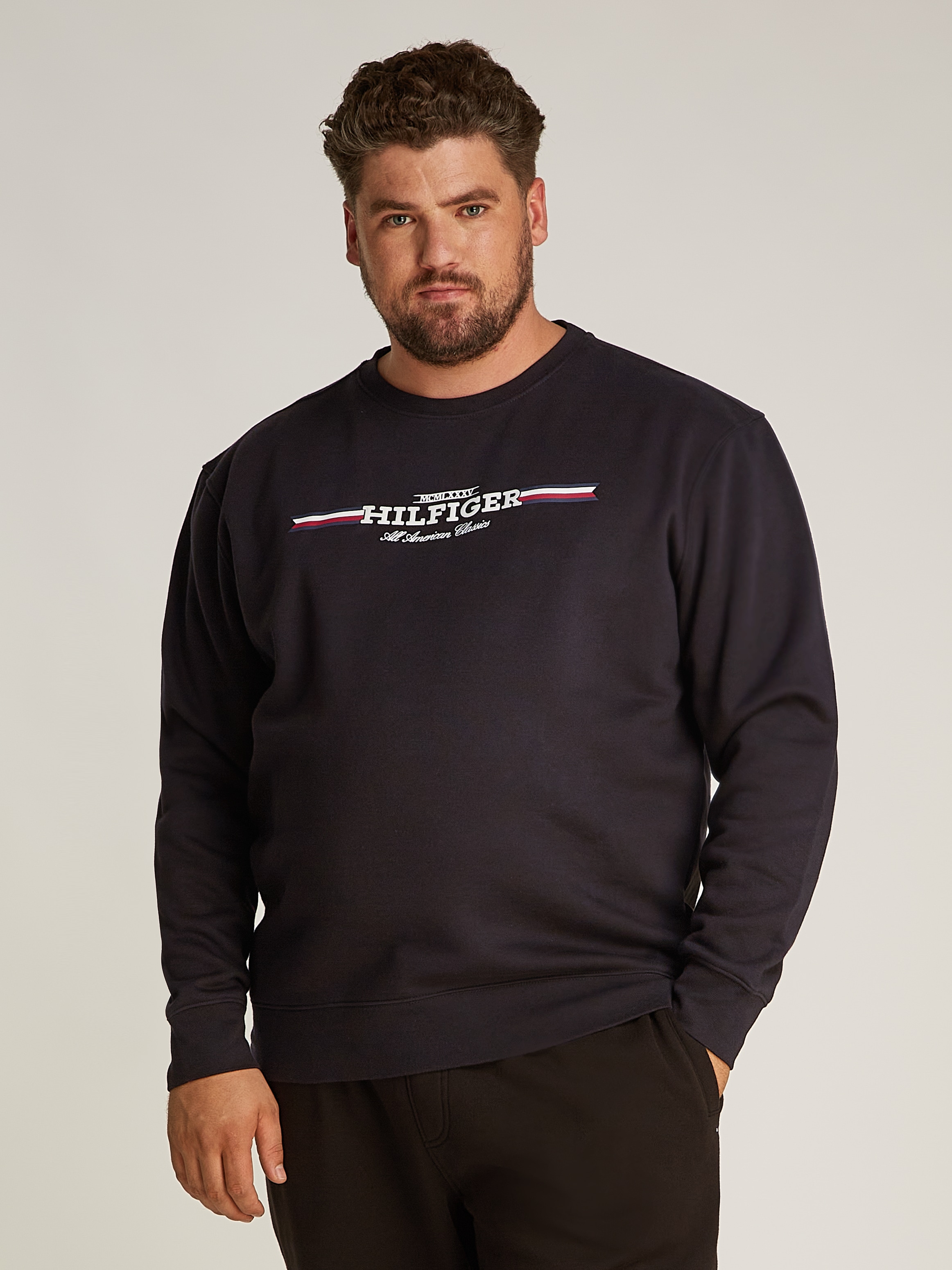 Tommy Hilfiger Big & Tall Sweatshirt »BT-HILFIGER STRIPE SWEATSHIRT-B«, in Grossen Grössen, Aufdruck in der Brustmitte